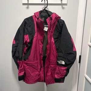 The North Face Women’s Fuchsia and Black Winter Jacket